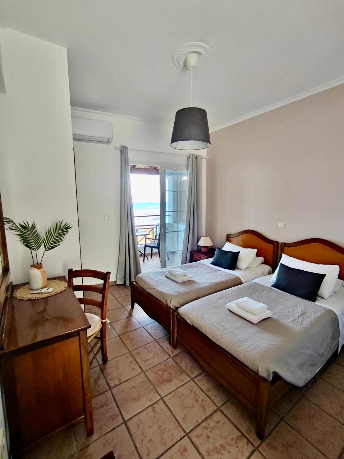 آغيوس غوذيوس Nereides Apartments المظهر الخارجي الصورة